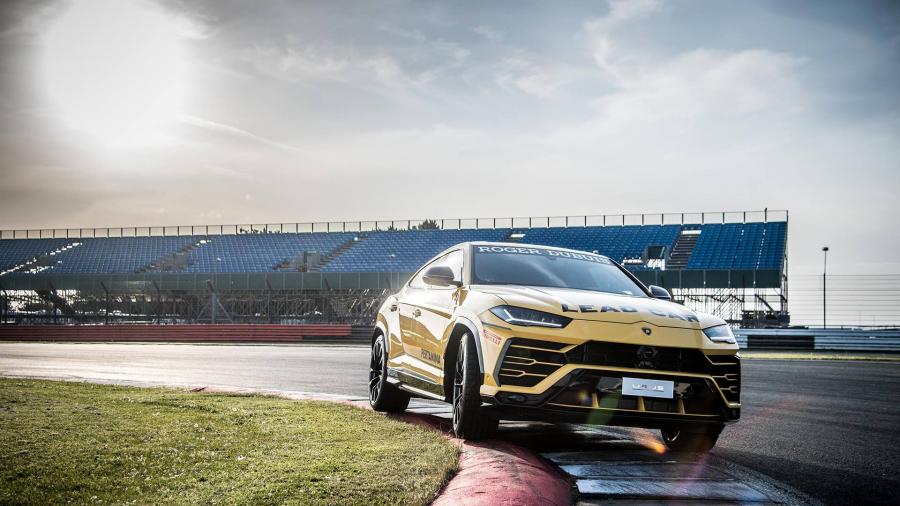  Lamborghini Urus Super Trofeo Europe 2018 года  (фото 4 из 8)